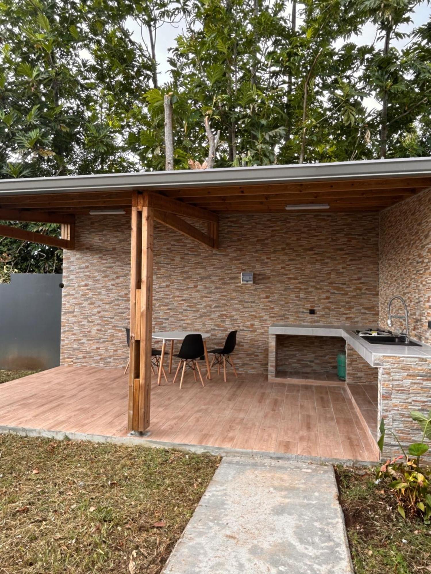 סנט רוז Logement Palmier מראה חיצוני תמונה